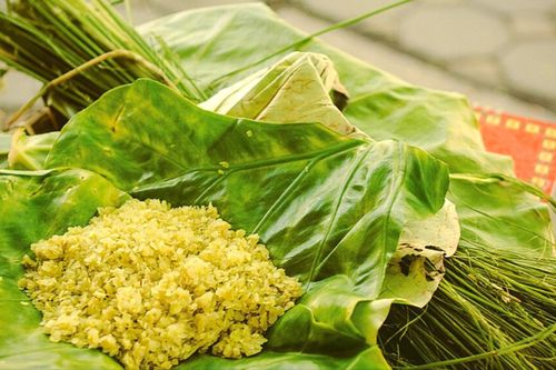 Cốm Hà Nội – Thức quà nổi tiếng mùa thu