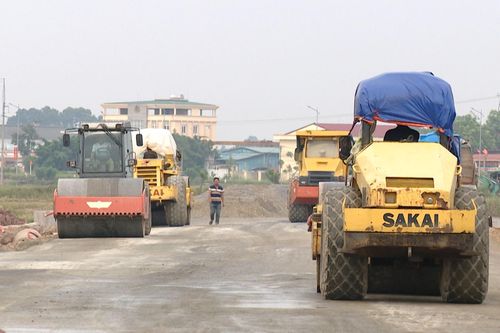 Xã Phúc Sơn đẩy nhanh tiến độ Đường ngang Đê Đáy