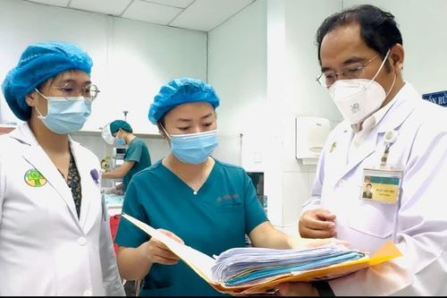Cứu sống bé trai phù não do virus Herpes