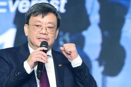 Cổ phiếu MSN chạm đỉnh một tháng, Chủ tịch Masan Nguyễn Đăng Quang tái xuất danh sách tỷ phú USD