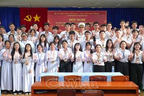Gợi mở lựa chọn nghề nghiệp từ tình yêu biển, đảo