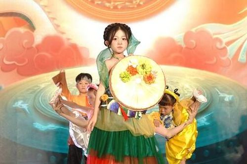 Sân chơi nghệ thuật cho các tài năng nhí trong mùa 'Trung thu đoàn viên'