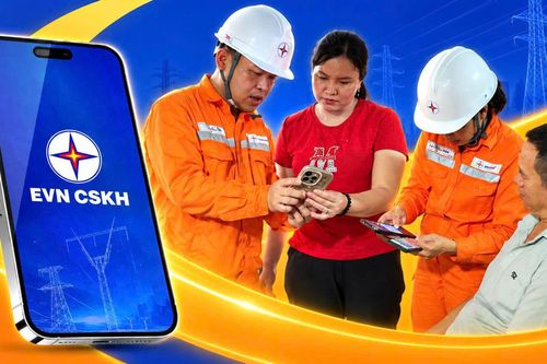 Điện lực Tuyên Quang hỗ trợ khách hàng qua ứng dụng EVN CSKH