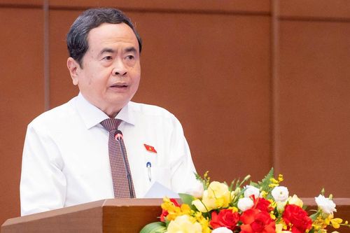 Pháp luật phải theo kịp cuộc sống, nhưng không có nghĩa là sửa luật liên tục