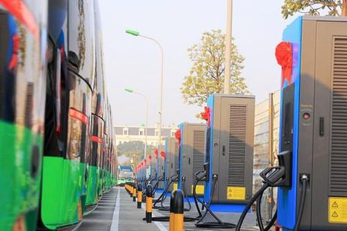 Chuyển đổi giao thông xanh: Từ những bước đi đầu tiên đến một hệ sinh thái mới