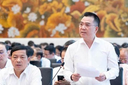 Hoàn thiện hành lang pháp lý cho phát triển điện, bưu chính và kinh tế biển