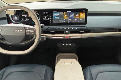 SUV 5 chỗ giá 780 triệu đồng của Kia thiết kế ấn tượng, động cơ hiện đại nhất phân khúc cạnh tranh Kia Seltos