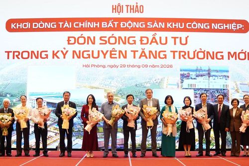 Khơi dòng tài chính cho bất động sản khu công nghiệp trong chu kỳ tăng trưởng mới