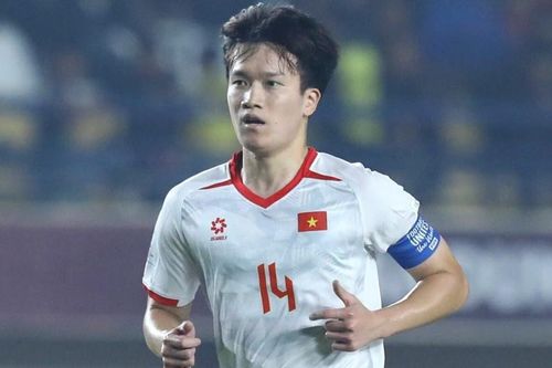 Việt Nam 0-1 Thái Lan: Hoàng Đức bỏ lỡ cơ hội