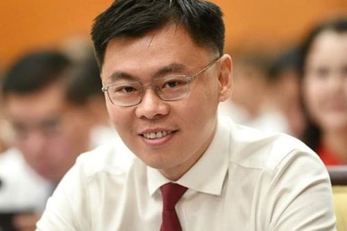 Phê chuẩn kết quả bầu chức vụ Phó Chủ tịch UBND Thành phố Hồ Chí Minh