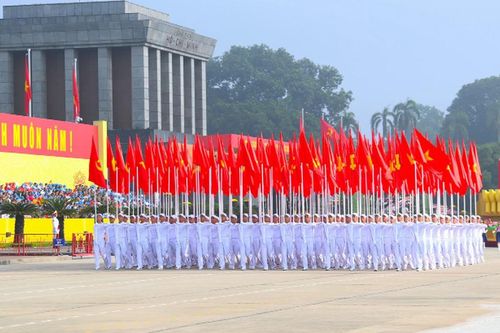 Quy định về tổ chức ngày kỷ niệm; nghi thức trao tặng, đón nhận hình thức khen thưởng, danh hiệu;...