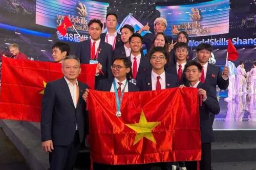Ba thí sinh Việt Nam đạt Huy chương Kỹ năng nghề xuất sắc thế giới