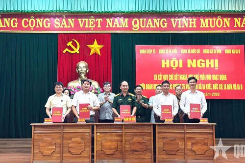 Đoàn Kinh tế - Quốc phòng 75 (Binh đoàn 15) phối hợp xây dựng địa bàn biên giới ổn định, phát triển