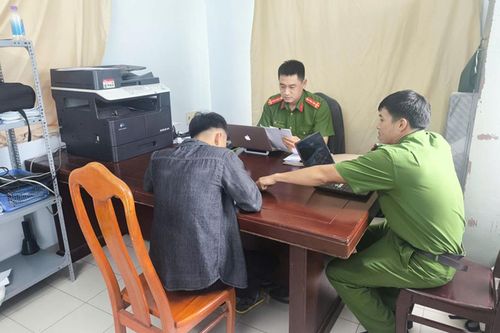 Răn đe trai làng