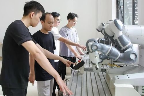 Đề xuất: Học viên thạc sĩ nhận học bổng Chính phủ không làm việc toàn thời gian