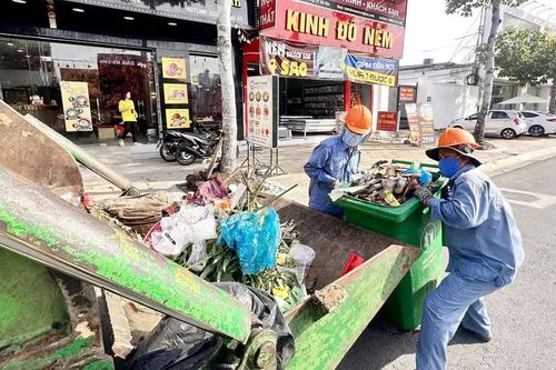 Quản lý bằng dữ liệu, hỗ trợ chuyển đổi phương tiện thu gom rác