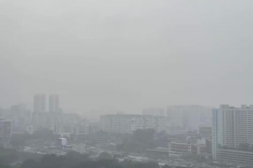 Khói mù bao phủ Singapore, chất lượng không khí giảm