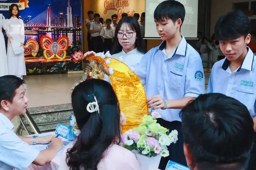Chi tiết phương án sắp xếp các trung tâm GDTX-GDNN tại TPHCM trước thời điểm 1-10