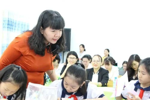 Đánh giá giáo viên theo KPI: Thang đo mới, rõ người, rõ việc