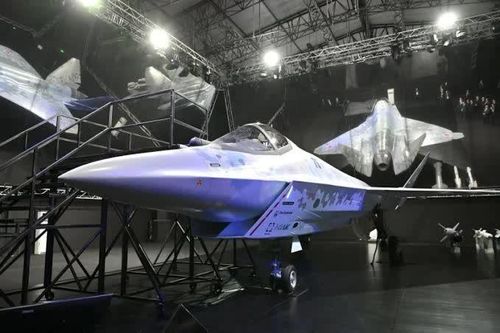 Tiêm kích tàng hình hạng nhẹ Su-75 trực tiếp thách thức F-35