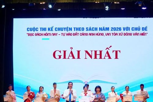 Học sinh Hải Phòng lan tỏa tình yêu quê hương qua những trang sách