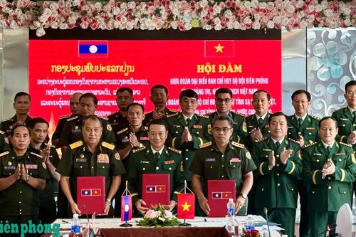 Nâng cao hiệu quả công tác phối hợp quản lý, bảo vệ biên giới Việt Nam - Lào