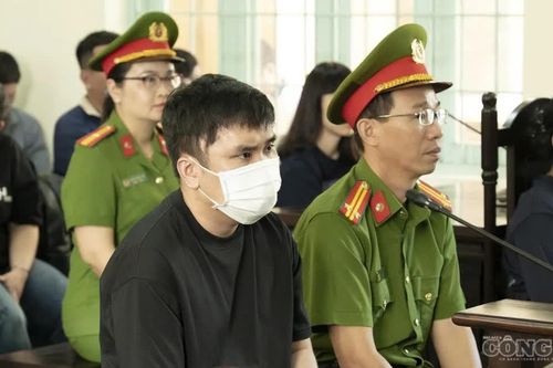 Tiếp tục tạm hoãn phiên tòa vụ tài xế xe tải gây tai nạn khiến nữ sinh 14 tuổi tử vong, hẹn xử lại vào ngày 13/10