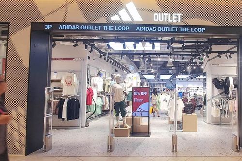 Đặt mục tiêu có 10 nhóm sản phẩm 'quà tặng quốc gia' kinh doanh trong outlet
