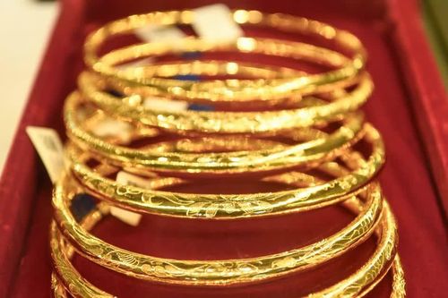 Giá vàng hôm nay (29/9): Lao dốc mạnh