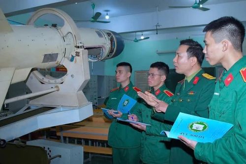Đào tạo kỹ sư quân sự Việt Nam: Từ chiến trường đến công nghệ lõi