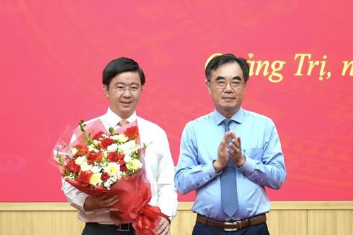 Chủ tịch UBND tỉnh Quảng Trị Bùi Hoàng Phương nhận thêm nhiệm vụ
