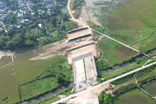 Cận cảnh tuyến đường hơn 4 km ở Phú Thọ thi công 4 năm chưa xong