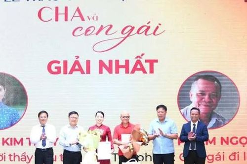 Cuộc thi 'Cha và con gái' lần thứ 4: Hai tác giả cùng đoạt giải nhất