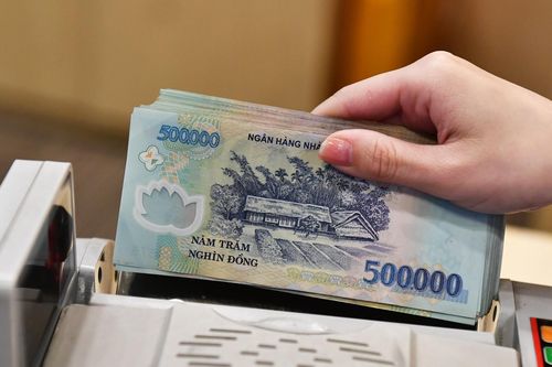 Ngân hàng rao bán 2 ô tô, có xe giá chỉ 12 triệu đồng