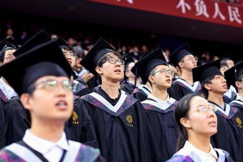 Trung Quốc cải tổ đại học, các trường không còn chạy đua theo một mô hình