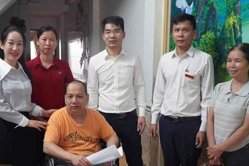Thôn rộng hơn, cán bộ phải gần dân hơn