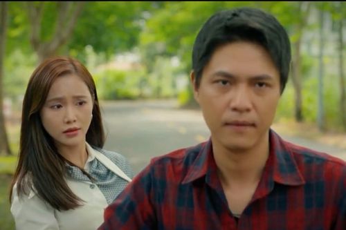 'Mùa hè năm ấy' tập 23: Khánh ghen ra mặt vì sự quan tâm Phương dành cho Tùng