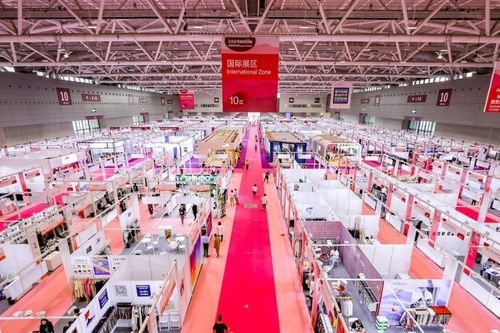 Muốn rời 'công xưởng' Trung Quốc, phương Tây nhận ra sự thật phũ phàng