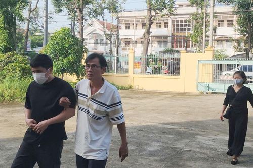 Hình ảnh tài xế tông tử vong nữ sinh ở Vĩnh Long tại phiên tòa sáng 29/9