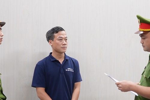 Làm việc mờ ám, chủ tịch HĐQT bị bắt tạm giam