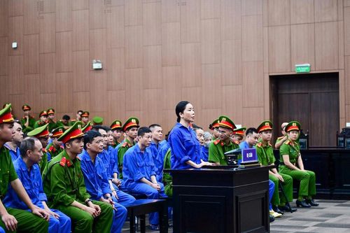 Bác sĩ, điều dưỡng khai chuyện bị 'bà trùm' Mai Anh dùng tiền thao túng