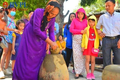 Lễ hội Gốm Chăm Bàu Trúc: Khơi dậy sức sống di sản văn hóa UNESCO