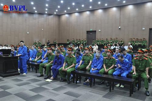 Cựu Viện trưởng Viện Pháp y tâm thần Trung ương khai cách 'làm nặng' triệu chứng để giám định sai
