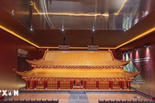 Từ dấu tích khảo cổ đến hình hài Điện Kính Thiên