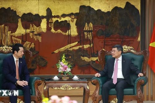 Thủ tướng Lê Minh Hưng tiếp Bộ trưởng Bộ Thanh tra Campuchia