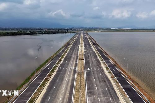 Khai mở dư địa, kích hoạt làn sóng đầu tư mới vào Khu kinh tế Vũng Áng