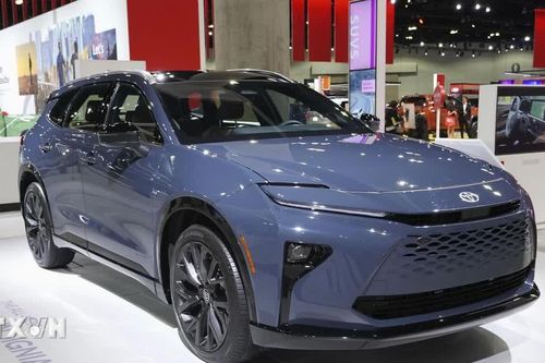 Doanh số ôtô toàn cầu của Toyota giảm tháng thứ 7 liên tiếp
