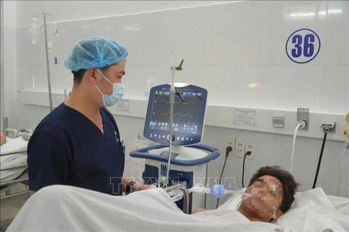 Cứu sống thiếu niên 17 tuổi đa chấn thương nguy kịch tại Đà Nẵng