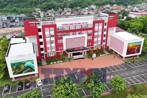 Nơi tri thức không chỉ nằm trên trang giáo án
