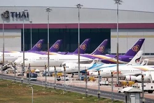 Thái Lan: Bangkok ngập lụt, tiếp tục cắt giảm các chuyến bay